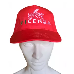 Cappellino con visiera Adunata Nazionale Alpini Vicenza 2024. Foto cappello bambino frontale.