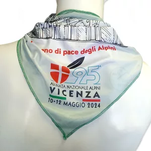 Foulard Adunata Alpini Vicenza 2024. Foto foulard Ufficiale dell'Adunata degli Alpini. Foto del retro.